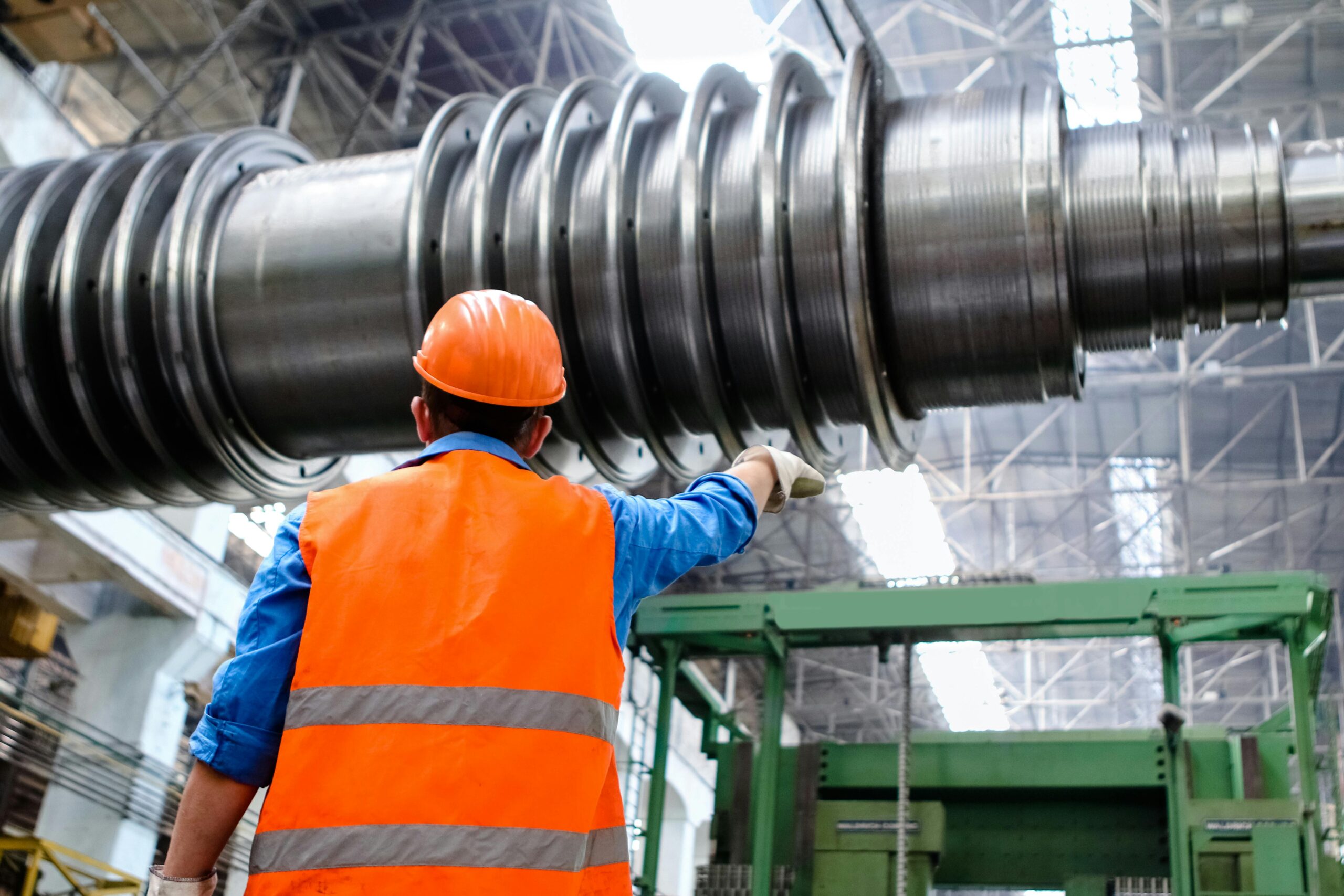 Predictive maintenance w zakładzie produkcyjnym – Jak przewidywalne utrzymanie ruchu obniża koszty awarii i czy warto je wdrożyć?